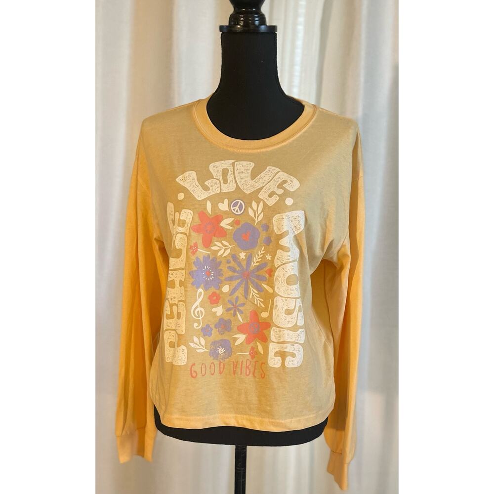 Weekend Soul Long Sleeve T-shirt Size Small
